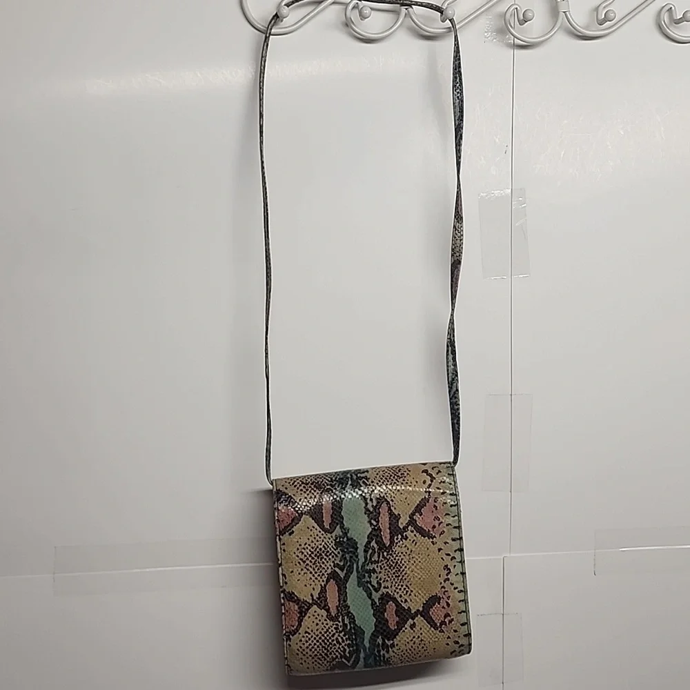 Vintage Fiori Made in Italy Stylish Multicolor Snake Print Women's Crossbody Bag